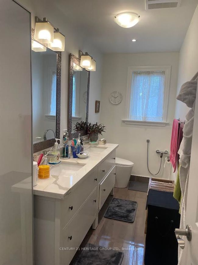 28 Foxwarren Dr, House other with 4 bedrooms, 3 bathrooms and 4 parking in North York ON | Image 12