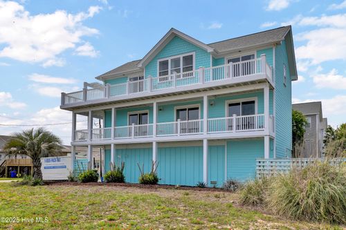 7502 9th Ave, N Topsail Beach, NC, 28460-8040 | Card Image