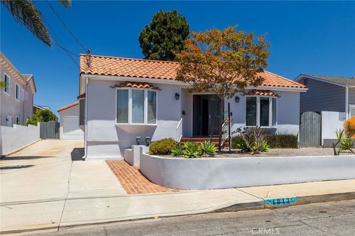 1813 5th St, Manhattan Beach, CA, 90266-6314 | Card Image