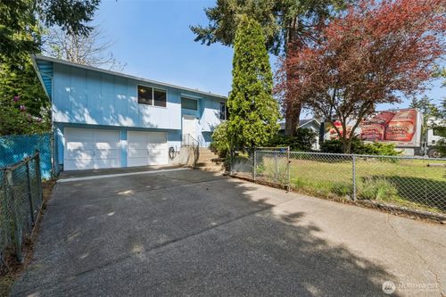 16224 17th Avenue Ct E, Tacoma, WA, 98445 | Card Image