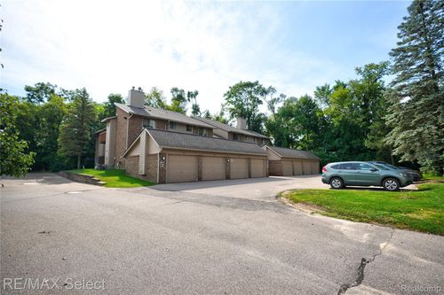 11839 Sycamore Dr, Plymouth, MI, 48170-4491 | Card Image