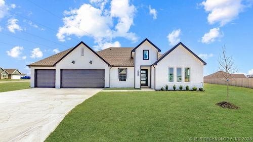 3555 E 154th St S, Bixby, OK, 74008-4490 | Card Image