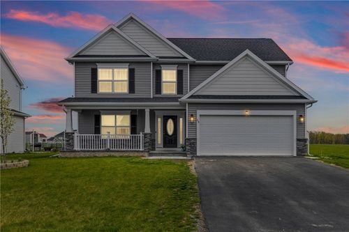 28 Gage Gdns, Churchville, NY, 14428-9663 | Card Image