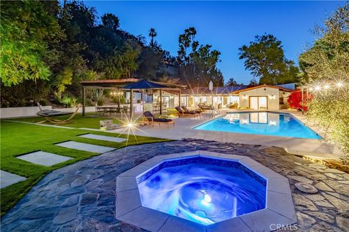 5139 Allentown Pl, Woodland Hills, CA, 91364-3518 | Card Image