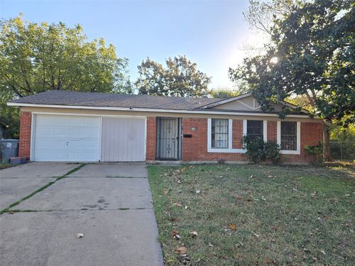 6108 Lazy River Dr, Dallas, TX, 75241-2718 | Card Image