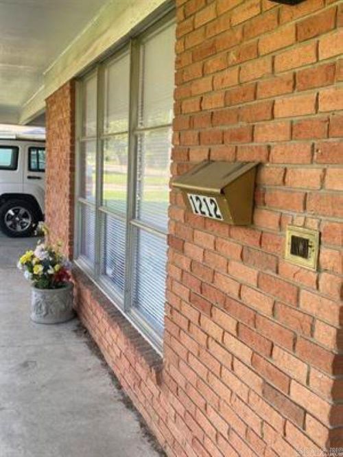 1212 Donaghey Ave, Conway, AR, 72034-3805 | Card Image