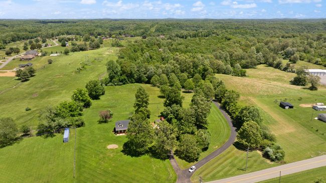 1360 S Highway 92, House other with 5 bedrooms, 6 bathrooms and null parking in Jamestown KY | Image 132