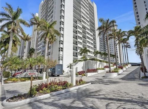 308-1880 S Ocean Dr, Hallandale Beach, FL, 33009-7610 | Card Image