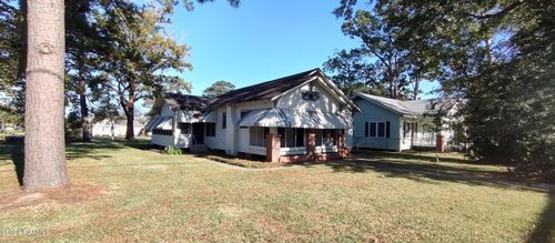 305 Poydras St, Breaux Bridge, LA, 70517-4135 | Card Image