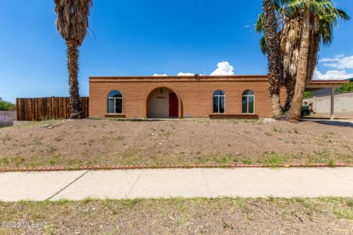 9701 E Sellarole Road, Tucson, AZ, 85730 | Card Image