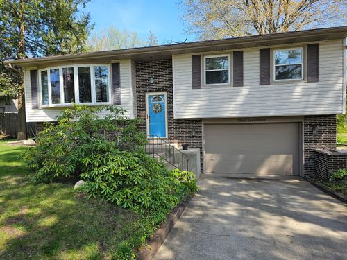417 Laurel Dr, Trail Creek, IN, 46360-6533 | Card Image
