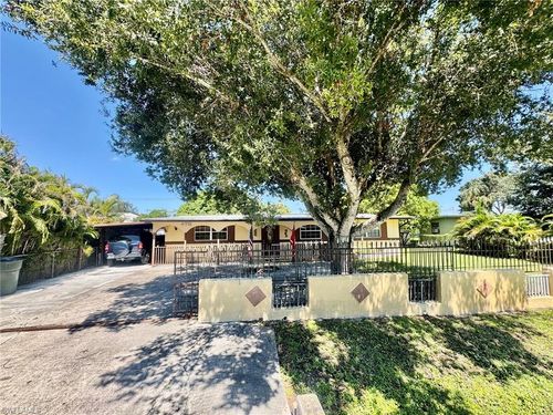 4715 Nottingham Dr, Fort Myers, FL, 33905-4119 | Card Image