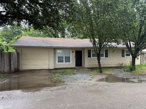 100 E Brown St, Princeton, TX, 75407-9258 | Card Image