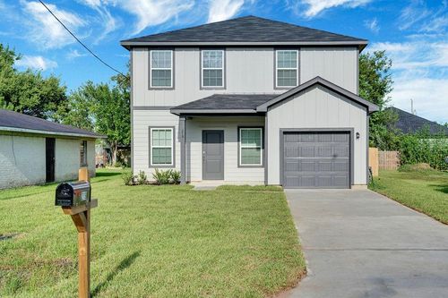 112 S Rose St, Texas City, TX, 77591-3861 | Card Image