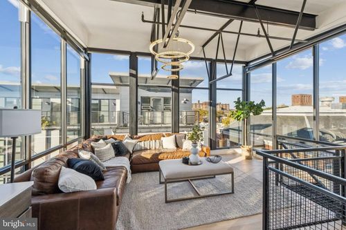 apt-315w-2125 14th St Nw, WASHINGTON, DC, 20009-4863 | Card Image