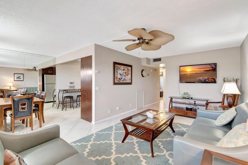 4049 Wolverton C, Boca Raton, FL, 33434-4520 | Card Image