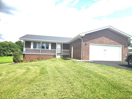 390 Asbury Ln, Wytheville, VA, 24382-4456 | Card Image