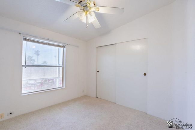 13517 E 53 Rd Ln, House other with 3 bedrooms, 2 bathrooms and 1 parking in Yuma AZ | Image 10