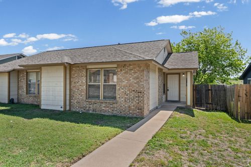 16031 Fitchburg Cir, Pflugerville, TX, 78660-2460 | Card Image
