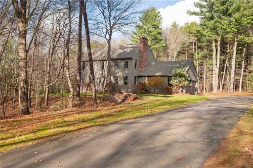 38 Clark Rd, Smithfield, RI, 02917-2322 | Card Image