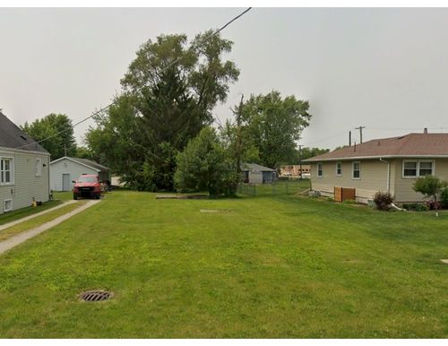 131 Church St, Manteno, IL, 60950-1007 | Card Image