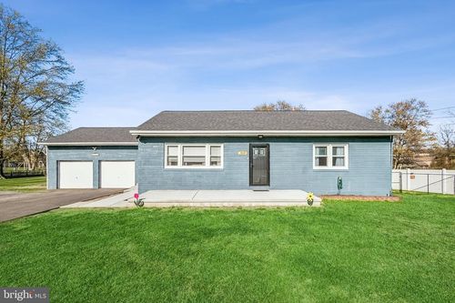 502 Mount Laurel Rd, Mount Laurel, NJ, 08054-9523 | Card Image