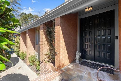 4094 Columns Dr Se, Marietta, GA, 30067-5199 | Card Image