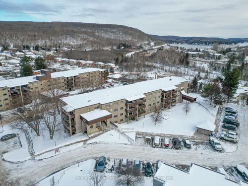 202-149 Lindsay St, North Bay, ON, P1B7Z1 | Card Image