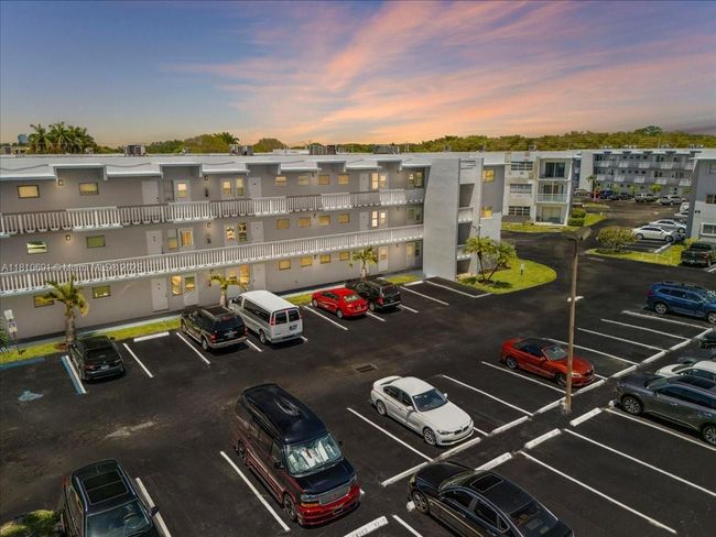 APT-109 - 2200 Park Ln, Condo with 1 bedrooms, 2 bathrooms and null parking in Hollywood FL | Image 45