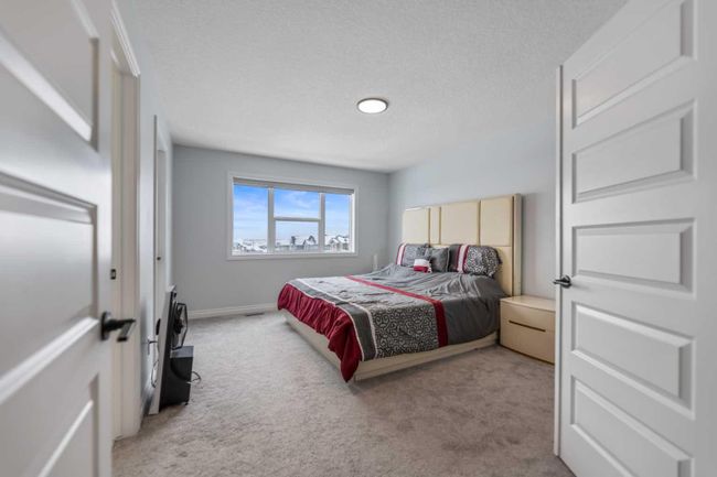 932 Bayview Rise Sw, Home with 4 bedrooms, 3 bathrooms and 2 parking in Airdrie AB | Image 22