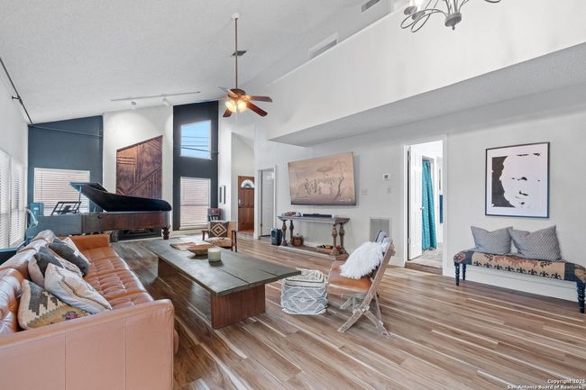 30650 Wildcat Dr, House other with 3 bedrooms, 2 bathrooms and null parking in Bulverde TX | Image 4