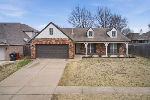 10305 N 115th East Avenue, Owasso, OK, 74055 | Card Image