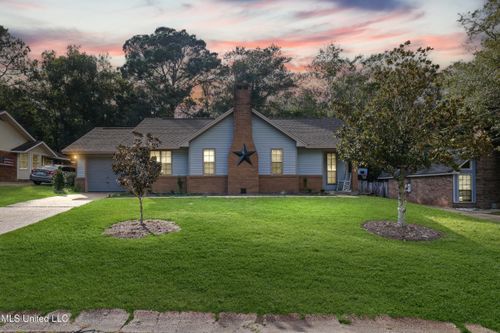12433 Red Fox Dr, Gulfport, MS, 39503-2416 | Card Image