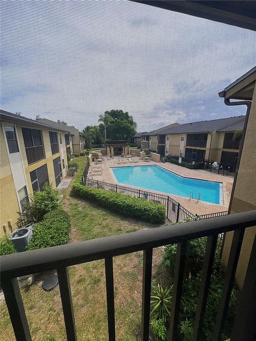 203-12261 Sailwinds Dr, LARGO, FL, 33773 | Card Image