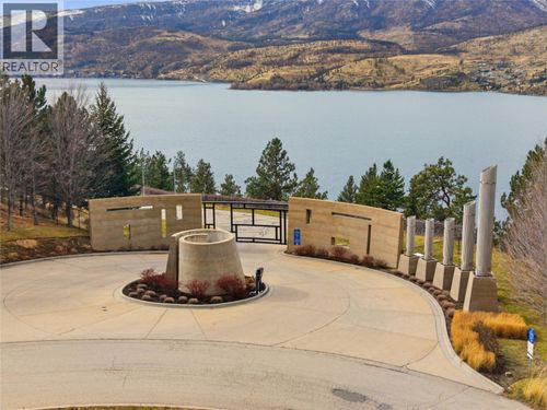 8-180 Sheerwater Crt, Kelowna, BC, V1V2X1 | Card Image