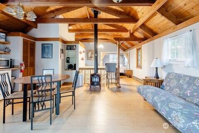 ADU living space. | Image 31