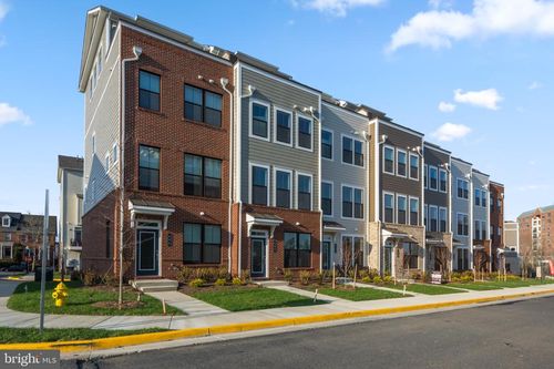 602 Watermans Dr, WOODBRIDGE, VA, 22191-5492 | Card Image