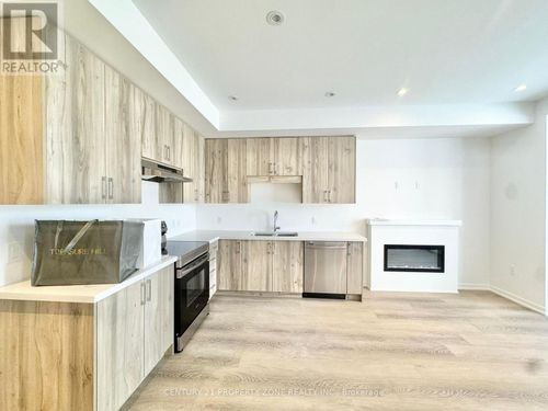 39 Kingbird Common, Cambridge, ON, N1R5S2 | Card Image