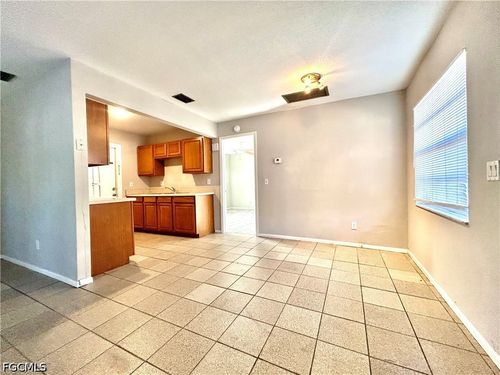 2262 Stella St, FORT MYERS, FL, 33901-5013 | Card Image