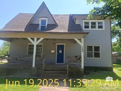 144 N Roosevelt St, Marion, KS, 66861-1318 | Card Image