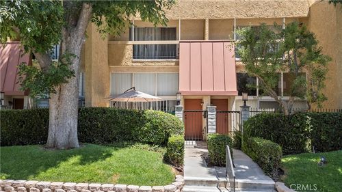 17809 Margate St, Encino, CA, 91316-2306 | Card Image