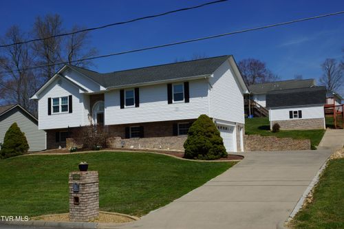 128 Meadow Springs Ln, Mount Carmel, TN, 37645-3696 | Card Image