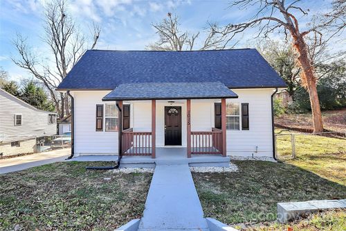 1015 W 4th Ave, Gastonia, NC, 28052-3914 | Card Image