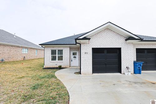 815 Elmdale Rd, Paducah, KY, 42003-5086 | Card Image
