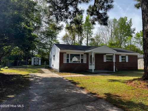 109 Ramsey Dr, Jacksonville, NC, 28540-4042 | Card Image