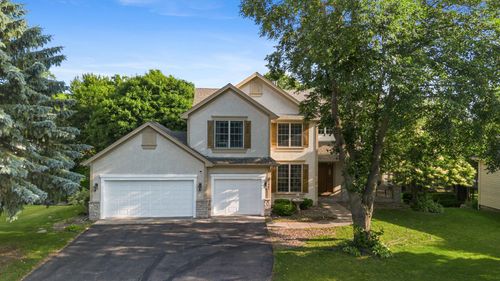 13845 Essex Trl, Apple Valley, MN, 55124-9246 | Card Image