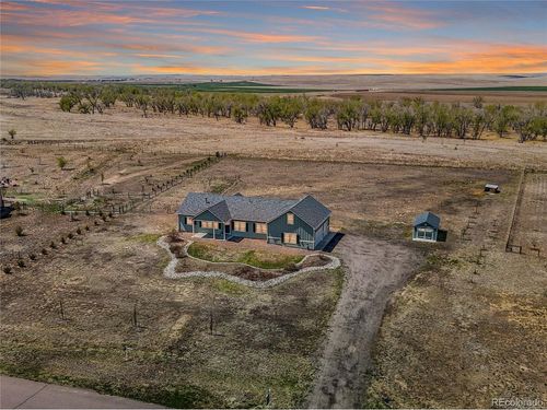 176 W 8th Ave, Byers, CO, 80103-8542 | Card Image