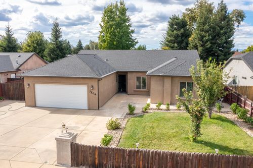 3504 Humbug Dr, Anderson, CA, 96007-3039 | Card Image