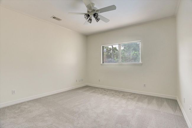 5411 Pine St, House other with 5 bedrooms, 5 bathrooms and 3 parking in Bellaire TX | Image 40
