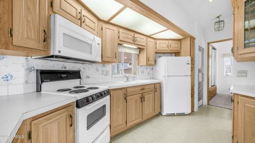 94-94 S Jacknife Dr, Apache Junction, AZ, 85119 | Card Image